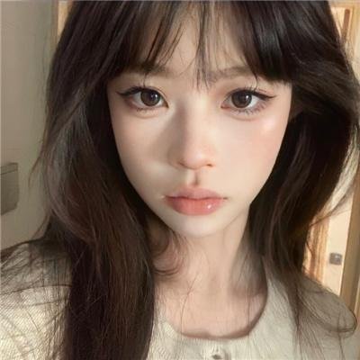一个女王的少女时代